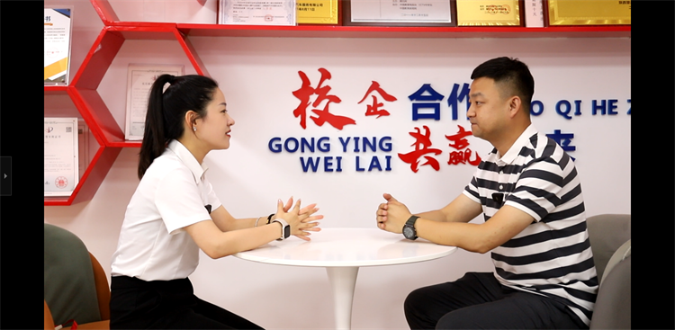 德邦汽車集團魏山先生走進西安萬通汽車學校，共話技術學生職場競爭力與未來規(guī)劃
