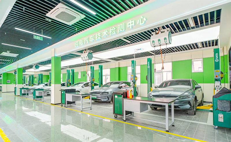 西安萬通汽車學校：熱門專業引領就業新風尚，助力學子馳騁未來