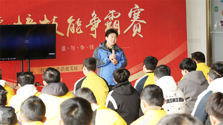 掌握前沿技術，馭見未來 ——連順自動變速箱專修技術總監走進西安萬通，共話汽車行業新未來