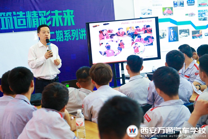 企業(yè)進校預(yù)定人才 西安萬通學(xué)子畢業(yè)即就業(yè)