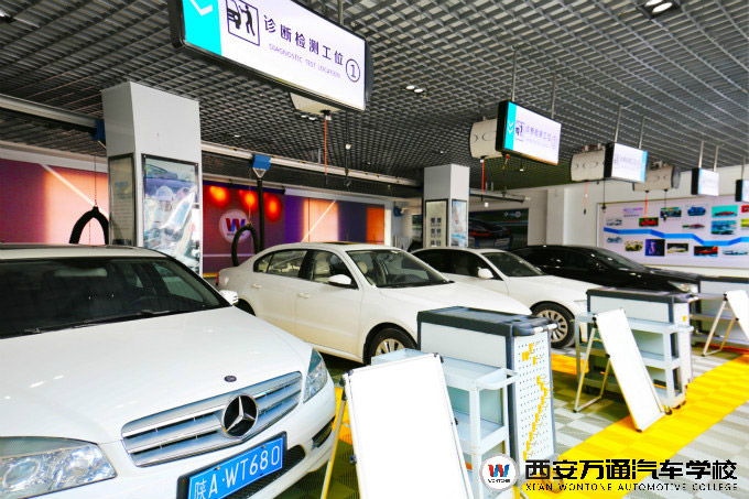 西安萬通高端教學(xué)設(shè)備