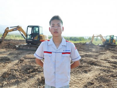 及時(shí)止損學(xué)技術(shù)  開(kāi)啟更多新可能——西安萬(wàn)通學(xué)子郭海旺